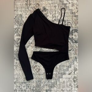 Dynamite One-Shoulder Bodysuit